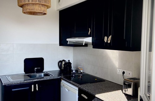 Prunete Villa | Relax at La Casetta Prunete: Oceanfront Villa Near Beach