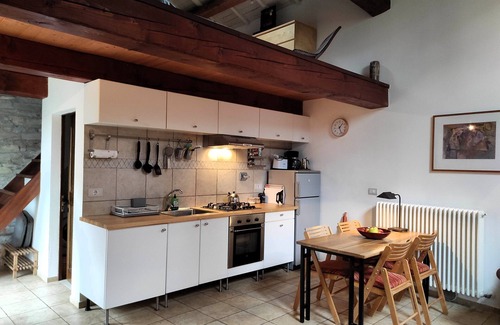 Casola Valsenio House | Romantic La Casetta Cottage with Pool and Spa Amenities