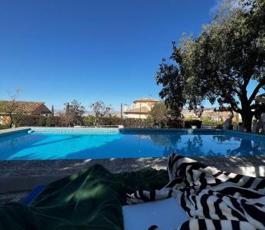 Barrio de la Vega House | Experience Comfort at LA CASILLA - 4-Star & Pet Friendly