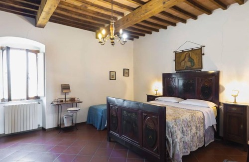Pieve a Maiano House | Relax at La Casina: Family-Friendly Getaway with Spa