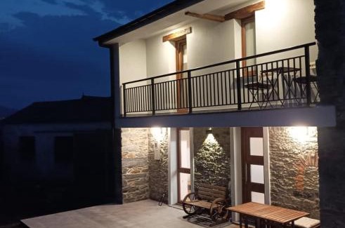 Canedo House | Oceanfront Escape at La Casina de Tano - Guest Rated 9.8