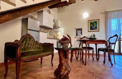 Massa Martana Apartment | Pet-Friendly Retreat at La Casina di Nada - Rated 10/10