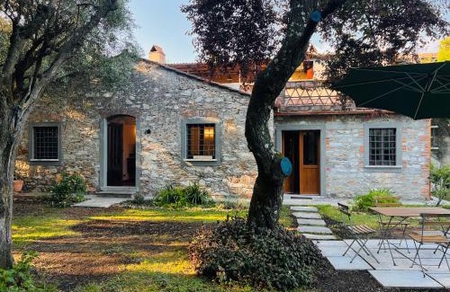 Querceta House | Experience Oceanfront Bliss at La Casina di Susy