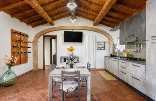 Sinalunga Villa | Discover La Casina: Private Villa with A/C in Val di Chiana