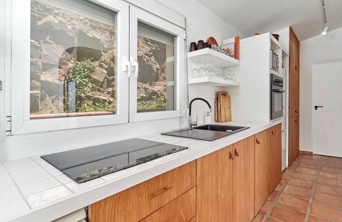 Sayalonga House | La Casita: Breathtaking Mediterranean Views & Private Pool