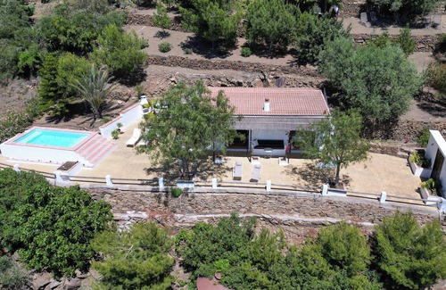 Sayalonga House | La Casita: Breathtaking Mediterranean Views & Private Pool
