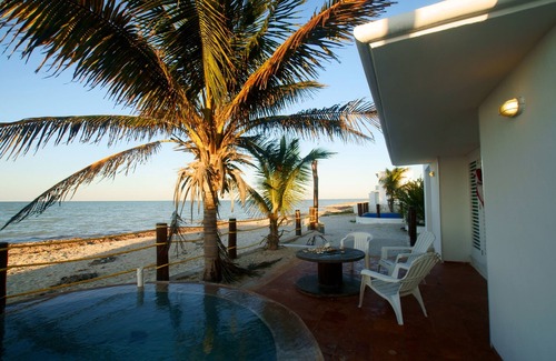 Chelem Villa | Relaxing La Casita de Chelem with a Beautiful Mayan Pool