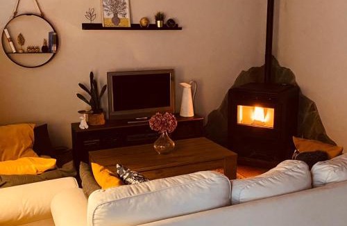 Espinoso de Compludo House | Top-Rated La Casita de Chocolate - Pet & Child Friendly Stay