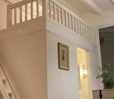 Aviles House | Experience La Casita de El Montán: Family-Friendly Retreat