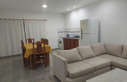 Gualeguay House | Budget-Friendly La Casita de Isa with Inviting Pool