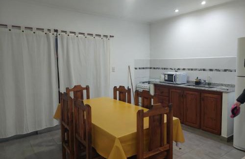 Gualeguay House | Budget-Friendly La Casita de Isa with Inviting Pool