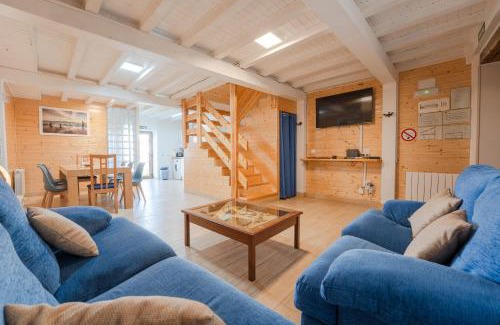 Oruna House | Experience Comfort at La Casita de Oruña: Family & Pet-Friendly
