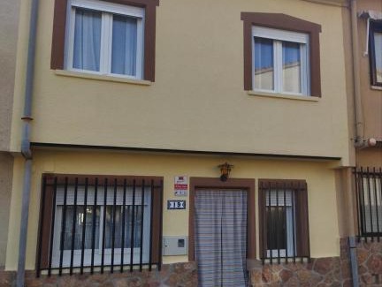 Navaluenga House | La Casita de Rosi