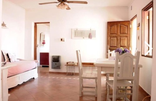 Colon House | Guest Rated: La Casita Uno y Dos with Family-Friendly Amenities