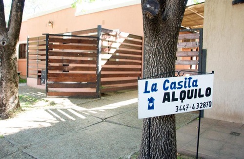 Colon House | Guest Rated: La Casita Uno y Dos with Family-Friendly Amenities