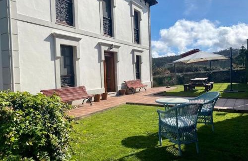Soto Del Barco House | Experience La Casona de Barganaz: Pet-Friendly Retreat
