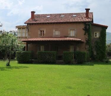 Silio House | Guest Favorite: LA CASONA DE DON ELÍAS with Family Amenities