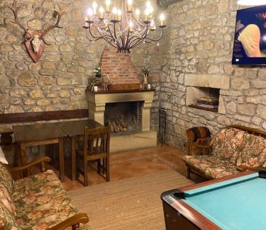 Lombrana House | Experience La Casona de Lombraña: Pet-Friendly Retreat