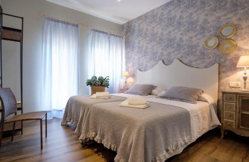 Arzua House | Discover La Casona de Nené: Rated 9.4, with Pool & Dining