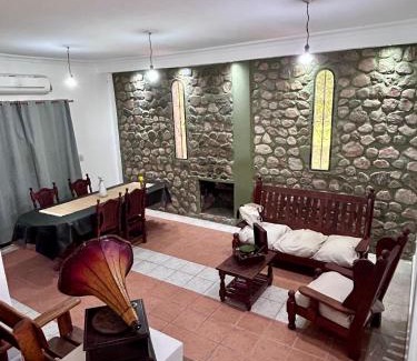Londres Ski Chalet | La Casona de Piedra