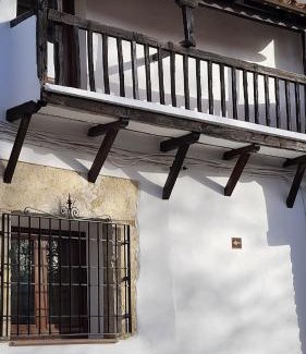 Cardenete House | Explore Family-Friendly Comfort at La Casona de Roser