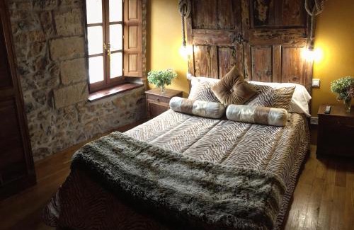 Alfoz de Lloredo Hotel | Discover La Casona de Rudagüera: Rated 9.3/10 with Breakfast