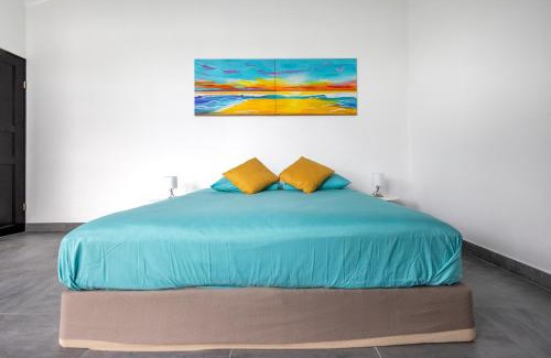 Tortuguero Hotel | Discover La Casona Eco-Lodge Tortuguero with Ocean Views