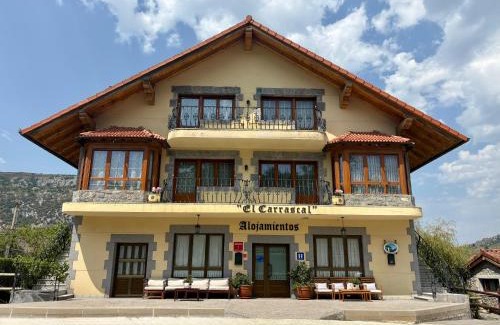 La Gandara House | Relax at La Casona El Carrascal: 4-Star with Pool & Hot Tub