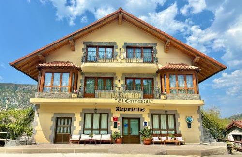 La Gandara House | Relax at La Casona El Carrascal: 4-Star with Pool & Hot Tub
