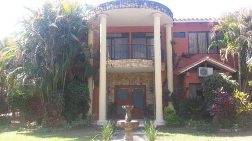 Camiri Hotel | Unforgettable Stays at Hotel La Casona - Rated 10/10!