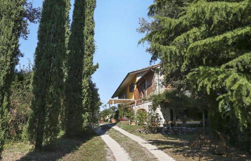 Villabuona Villa | Discover La Castagnara: 4-Star Pet & Child-Friendly Retreat