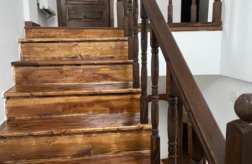 Mischii House | Family-Friendly Getaway at La Catalin for Memorable Stays