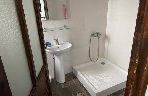 Mischii House | Family-Friendly Getaway at La Catalin for Memorable Stays