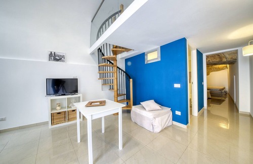 Gravina in Puglia Apartment | Inviting La Cattedrale Apartments & Suite - Pet Friendly Getaway