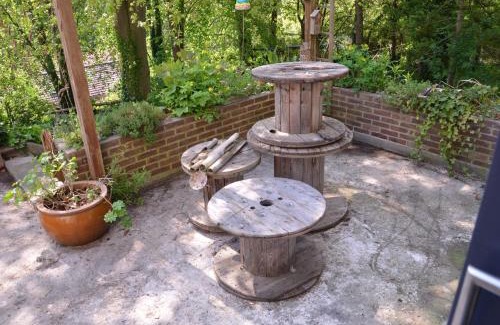 Villers-le-Bouillet House | Discover La Cave au Chat'pitre: Pet-Friendly Retreat
