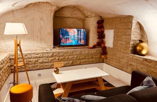 Renaison Apartment | Discover La Cave aux Lumières: Pet-Friendly Retreat