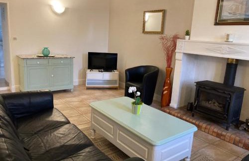 Montpellier de Medillan House | Relax at La Caz en Sol Charentais - Family-Friendly Retreat