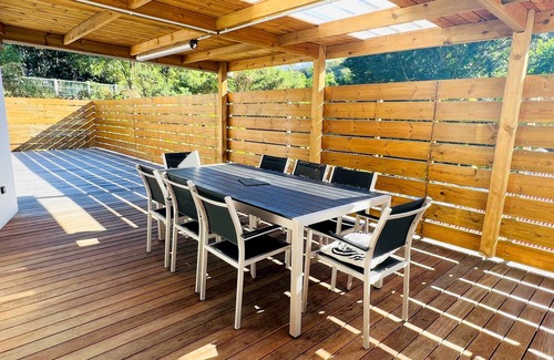 La Possession Villa | Relax at La Caze Shady: Pool & Ocean View Near Saint Gilles