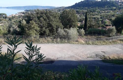Lake Bracciano House | Discover La Cerasa: Private Beach & Ocean View Retreat