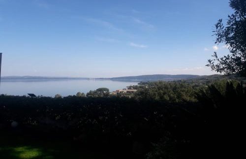 Lake Bracciano House | Discover La Cerasa: Private Beach & Ocean View Retreat