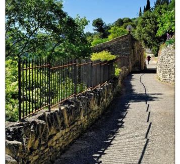 Saint-Martin-de-Castillon House | La Cerisaie, maison spacieuse en Lubéron