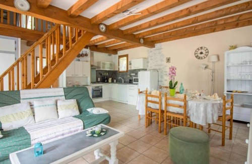 Aubazine House | Relax at La Châtaigneraie: Pool, Spa & Family Amenities