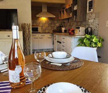 Lapalud House | Family-Friendly LA CHAMADE: Rated 9.3/10 for Comfort