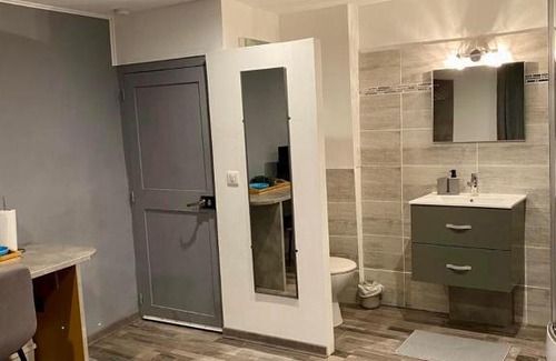 Tourtour House | Pet-Friendly Retreat at La Chambre à Tourtour - High Rating