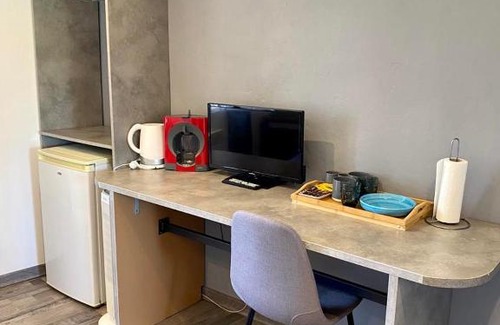Tourtour House | Pet-Friendly Retreat at La Chambre à Tourtour - High Rating