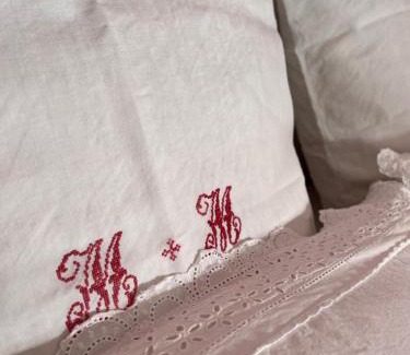 La Noe-Poulain Bed & Breakfast | Discover La Chambre d'hôte de Manou: Top-Rated in Normandie