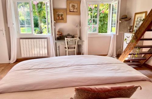 La Noe-Poulain Bed & Breakfast | Discover La Chambre d'hôte de Manou: Top-Rated in Normandie