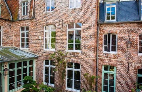 Hesdin Bed & Breakfast | Discover La chambre de Manon - Rated 9.8 with Dining Options