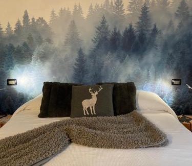Excenex Bed & Breakfast | Discover La Chambre des Rêves: Child-Friendly Retreat