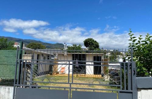 Sainte Marie Apartment | La chambre des sorciers - logement indépendant